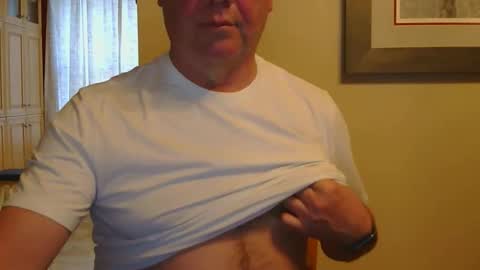watchin_u_2 online show from May 28, 2026, 11:02 pm