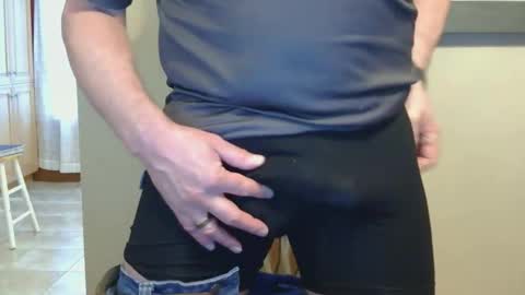 watchin_u_2 online show from May 29, 2026, 11:36 pm