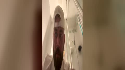watchmethrob69 online show from June 1, 2026, 6:42 pm