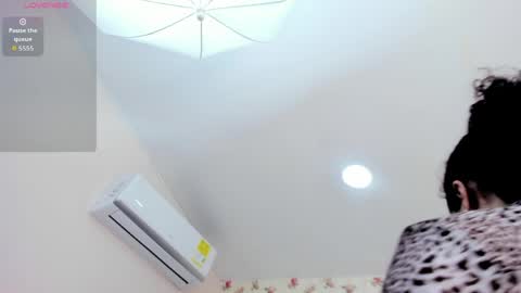 Snapshot of watson_crystal00 chatting on May 22, 2026, 1:28 pm Milf Latina online show from May 22, 2026, 1:28 pm