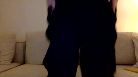 wave3210 online show from January 8, 2026, 5:04 pm