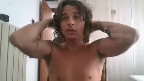 Snapshot of wave_boyy chatting on March 16, 2026, 12:31 pm wave_boyy online show from March 16, 2026, 12:31 pm