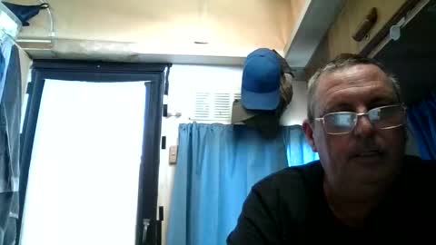 Snapshot of wazahardon2 chatting on November 1, 2025, 12:34 am wazahardon2 online show from November 1, 2025, 12:34 am