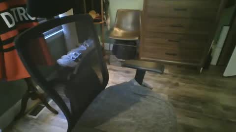 Snapshot of wazooforty2 chatting on February 7, 2025, 6:13 pm wazooforty2 online show from February 7, 2025, 6:13 pm