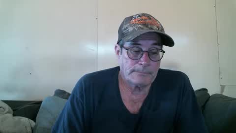 Snapshot of wbfarm chatting on November 13, 2025, 9:58 pm WB Farm online show from November 13, 2025, 9:58 pm