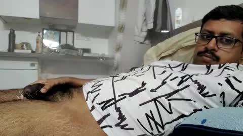 sexyguy online show from September 18, 2025, 11:34 am