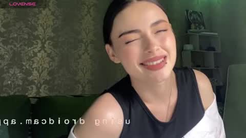 Snapshot of weareyoursun chatting on April 29, 2026, 4:55 pm Alice online show from April 29, 2026, 4:55 pm