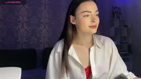 Snapshot of weareyoursun chatting on May 26, 2026, 7:10 pm Alice online show from May 26, 2026, 7:10 pm