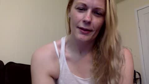 HayleyJay online show from May 19, 2026, 5:41 pm
