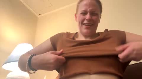 HayleyJay online show from May 20, 2026, 5:30 pm