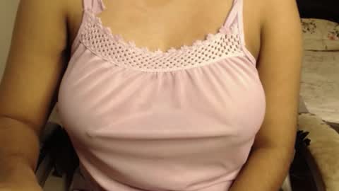 mina online show from November 18, 2025, 10:31 am