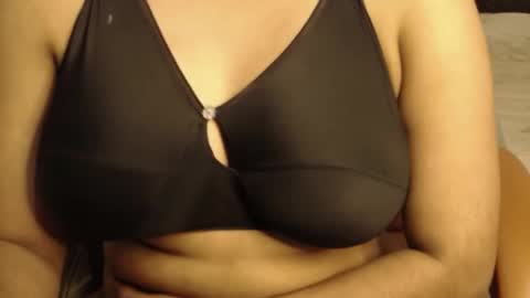 mina online show from March 9, 2026, 12:53 pm