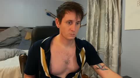 Snapshot of webslingxxxx chatting on January 1, 2025, 1:04 am webslingxxxx online show from January 1, 2025, 1:04 am