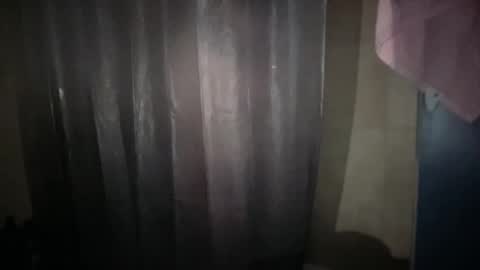 Snapshot of wedifferent_ chatting on October 17, 2025, 8:06 am wedifferent_ online show from October 17, 2025, 8:06 am