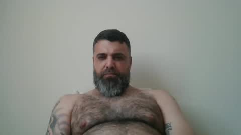 Snapshot of weezy210 chatting on June 14, 2026, 3:25 pm Weezy online show from June 14, 2026, 3:25 pm