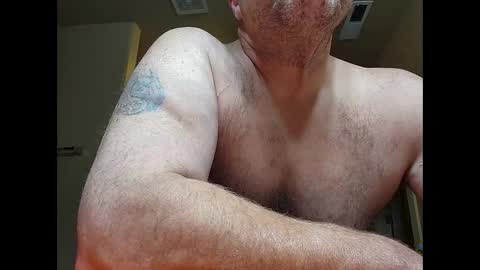 Snapshot of welderod chatting on October 8, 2025, 7:50 am welderod online show from October 8, 2025, 7:50 am