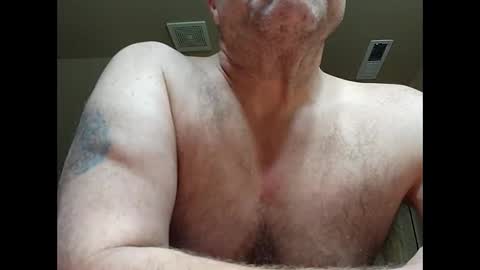 Snapshot of welderod chatting on November 1, 2025, 7:43 am welderod online show from November 1, 2025, 7:43 am