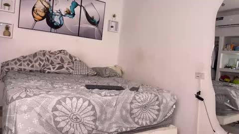 Wendy Alex online show from March 12, 2025, 1:36 am