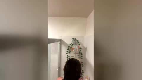 Wendy online show from December 22, 2025, 10:40 pm