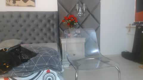 wendychantal online show from November 4, 2025, 6:01 am