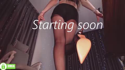 wendyemily online show from October 20, 2025, 4:02 am