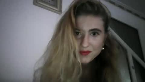 Snapshot of wendyreya chatting on October 13, 2025, 2:39 pm Reya online show from October 13, 2025, 2:39 pm