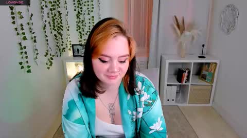 wendyycandy online show from October 10, 2025, 4:39 pm