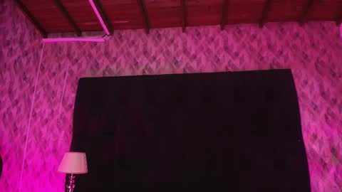 WEN SHENG online show from September 30, 2025, 7:41 pm