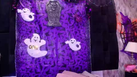 WEN SHENG online show from October 10, 2025, 7:24 pm