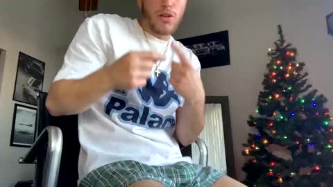 Snapshot of wentbrokeonstrippers chatting on December 18, 2024, 9:18 pm Topjitt online show from December 18, 2024, 9:18 pm