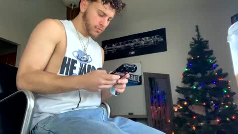 Snapshot of wentbrokeonstrippers chatting on December 30, 2024, 4:51 pm Topjitt online show from December 30, 2024, 4:51 pm
