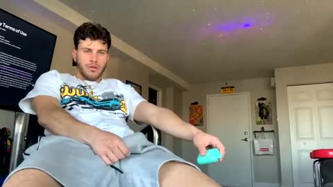 Snapshot of wentbrokeonstrippers chatting on January 29, 2025, 4:19 pm Topjitt online show from January 29, 2025, 4:19 pm