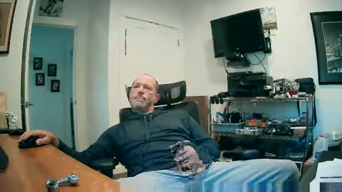 Snapshot of weseeyouwatching chatting on October 7, 2025, 4:26 pm weseeyouwatching online show from October 7, 2025, 4:26 pm