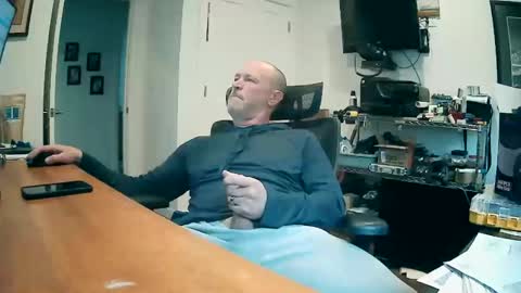 weseeyouwatching online show from February 13, 2026, 7:54 pm