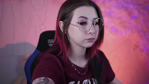 little girl who is always rightLisa online show from January 8, 2025, 2:14 am