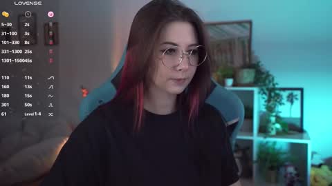 little girl who is always rightLisa online show from February 12, 2025, 2:45 am