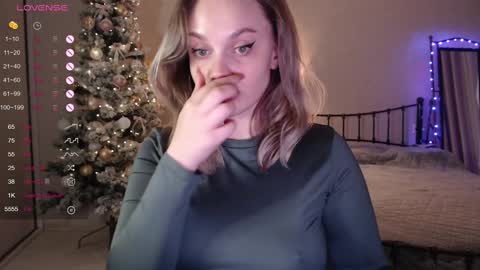 Lana online show from December 18, 2024, 6:03 pm