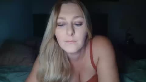 Scarlett online show from June 25, 2026, 2:22 am
