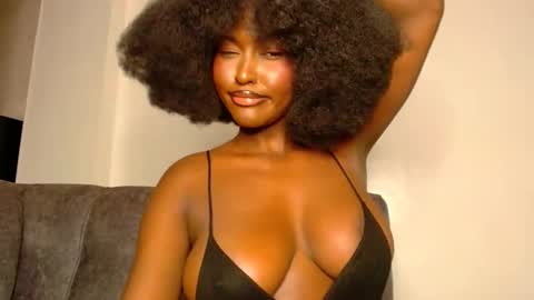 Macey online show from January 11, 2025, 11:02 pm