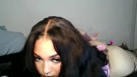 SheSquirts online show from June 26, 2026, 1:43 am