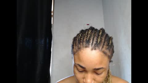 Snapshot of wetdrippussy7 chatting on September 18, 2025, 1:57 pm wetdrippussy7 online show from September 18, 2025, 1:57 pm