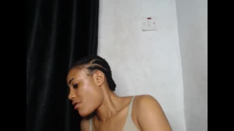 Snapshot of wetdrippussy7 chatting on October 7, 2025, 7:33 pm wetdrippussy7 online show from October 7, 2025, 7:33 pm