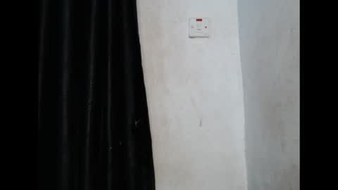 Snapshot of wetdrippussy7 chatting on October 20, 2025, 6:52 pm wetdrippussy7 online show from October 20, 2025, 6:52 pm