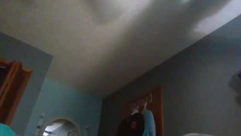 wetduck77777 online show from October 26, 2025, 10:21 am