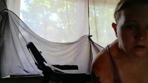 Snapshot of wetgerman2 chatting on June 8, 2026, 10:37 am Wetgerman online show from June 8, 2026, 10:37 am