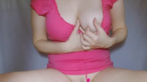 Snapshot of wetkristyhorny chatting on January 17, 2025, 9:28 am Kristina online show from January 17, 2025, 9:28 am