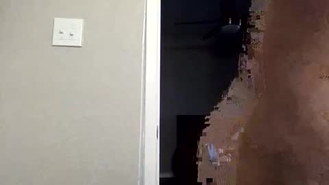 Snapshot of wetkyliecreams chatting on November 6, 2025, 1:56 pm Kylie online show from November 6, 2025, 1:56 pm