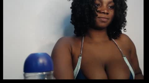 Snapshot of wetmypussy02 chatting on October 29, 2025, 9:11 am wetmypussy02 online show from October 29, 2025, 9:11 am