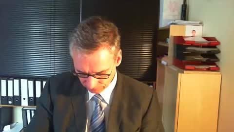 Snapshot of wetsuitedman chatting on September 13, 2025, 6:35 am Franz online show from September 13, 2025, 6:35 am