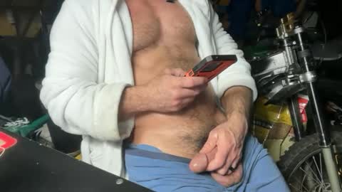 Snapshot of whackingmywilly chatting on March 9, 2026, 5:22 am whackingmywilly online show from March 9, 2026, 5:22 am